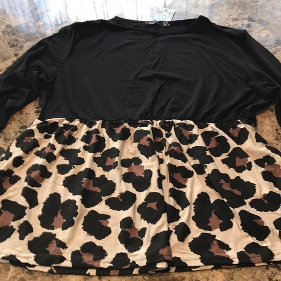 Boohoo Tops - Leopard long sleeve smock top